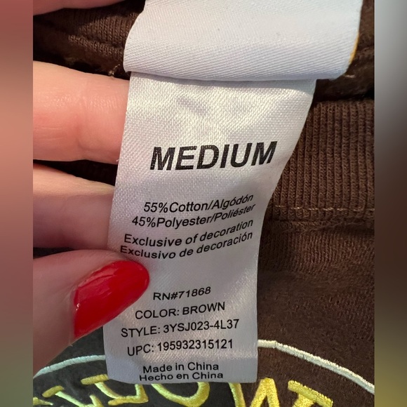 Yellowstone Dutton Ranch Brown Sweatshirt, sz medium, embroidered, GUC, TV show - Picture 5 of 7